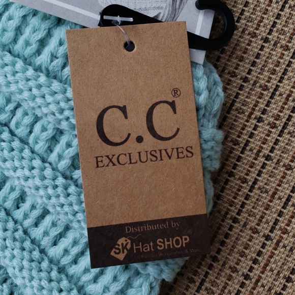 NWT C.C. kids girl knit beanie hat - Picture 4 of 7